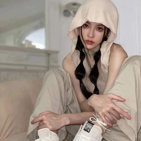 跪毯旁的眼泪
